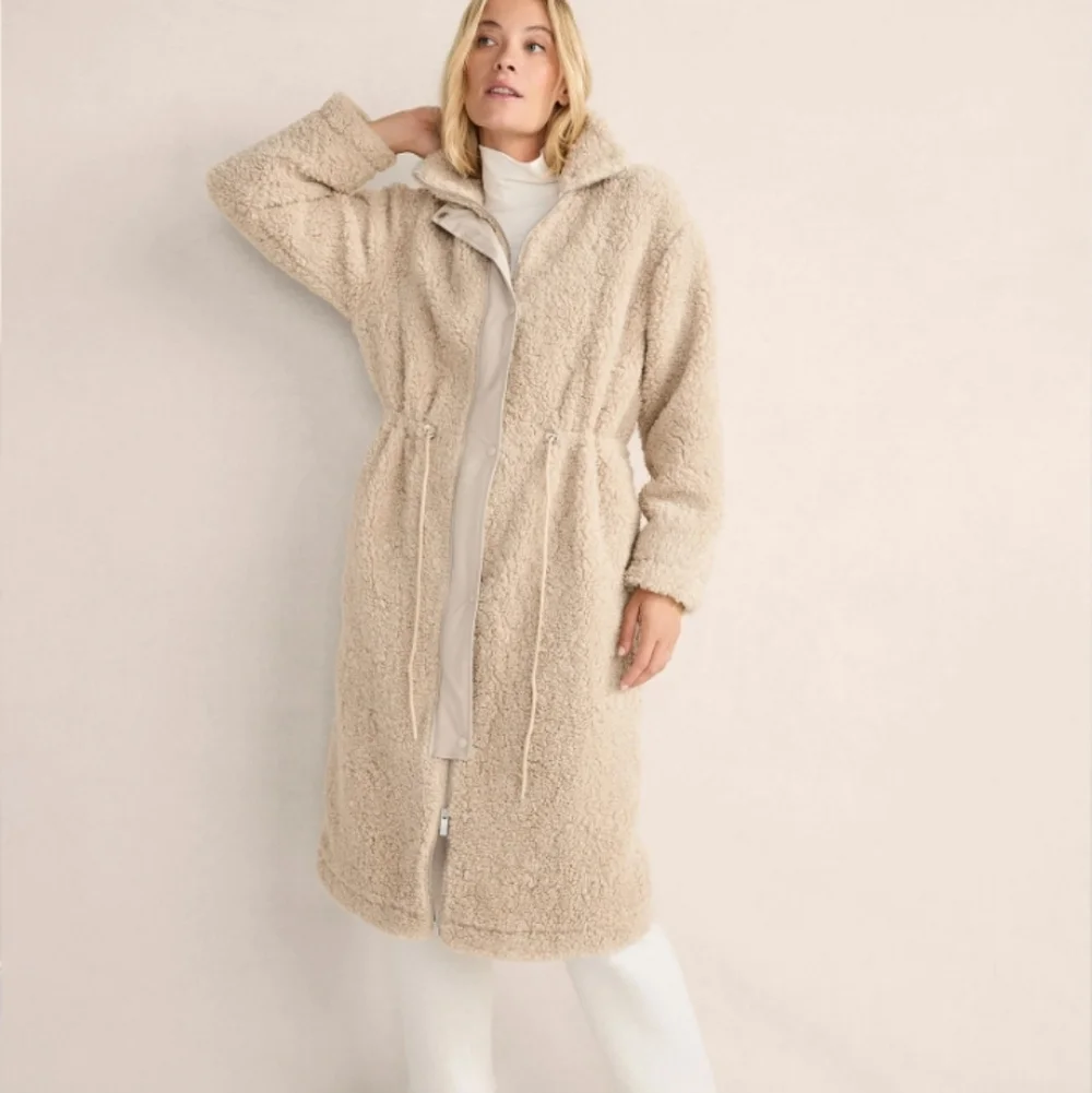 Cozy Cream Teddy Jacket - Picture 1 of 12